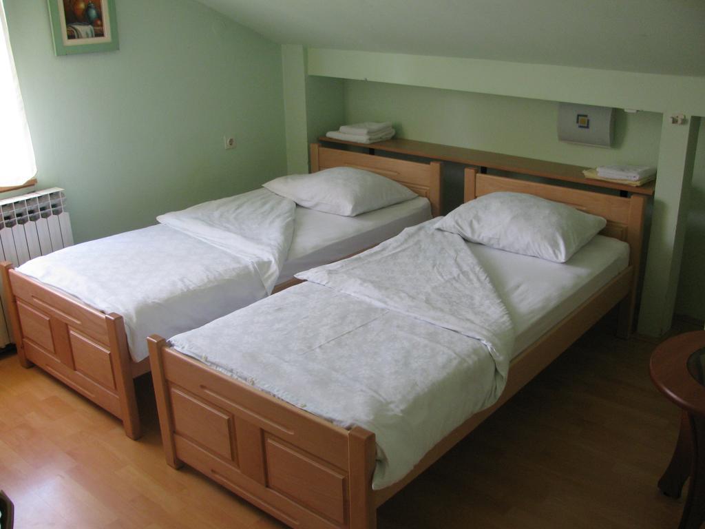 Apartments & Rooms Korzo Slavonski Brod Værelse billede
