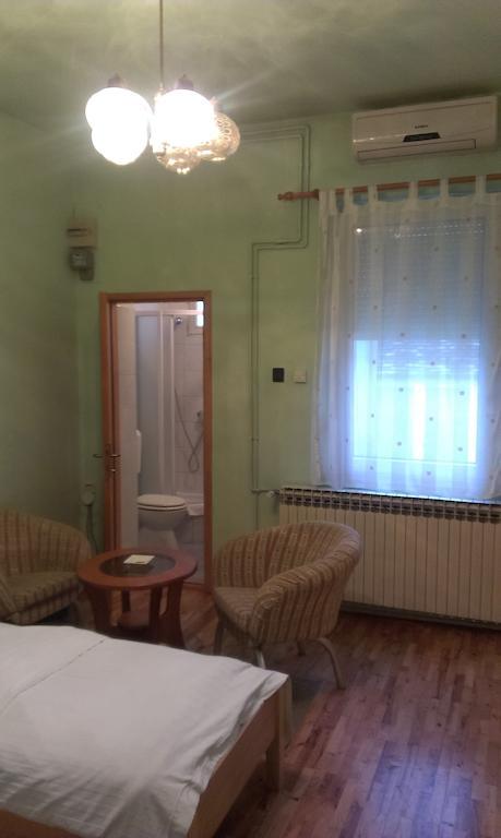 Apartments & Rooms Korzo Slavonski Brod Værelse billede